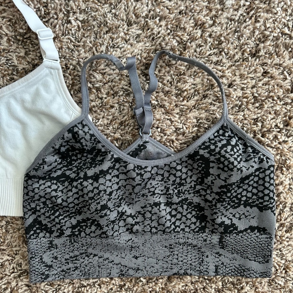 Sports Bra Bundle - Picture 4 of 6
